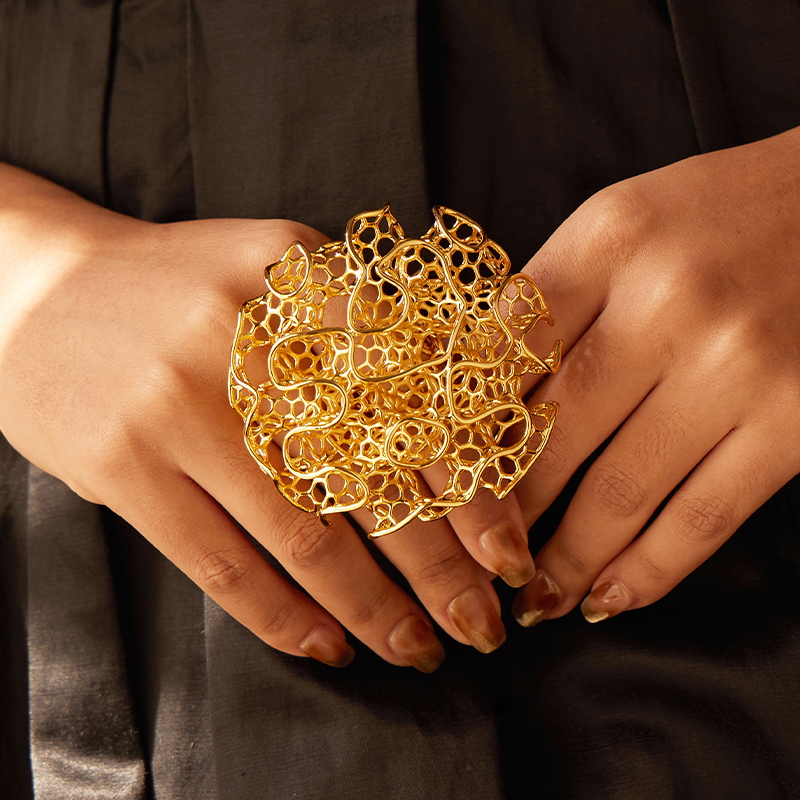 IVOG Hollow Out 18K Gold Plate - Women'S Fashion Website 评论和价格