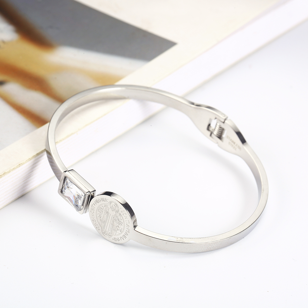 OUFEI Bangles Stainless Steel  - Women'S Fashion Vogue 评论和价格