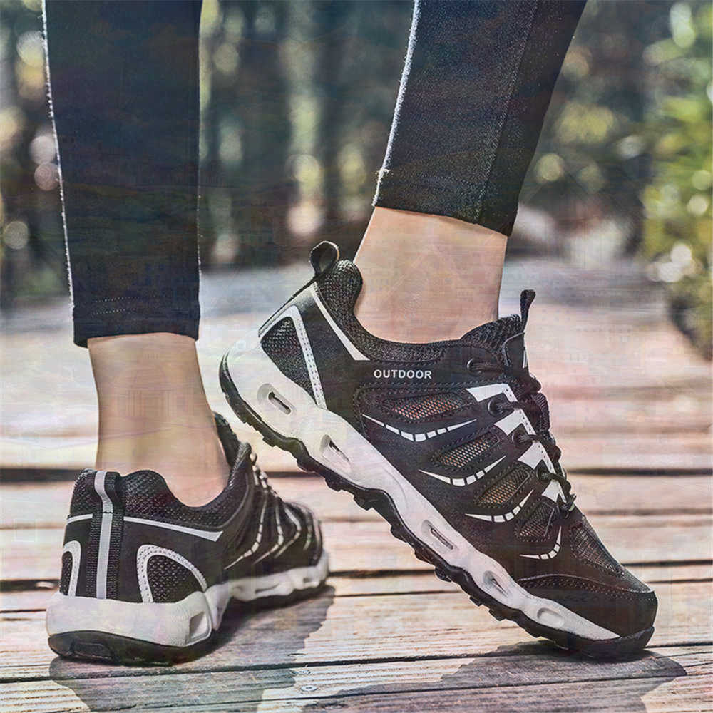 Sumer Round Tip Silver Sneaker - Women Fashion Dress Names 评论和价格