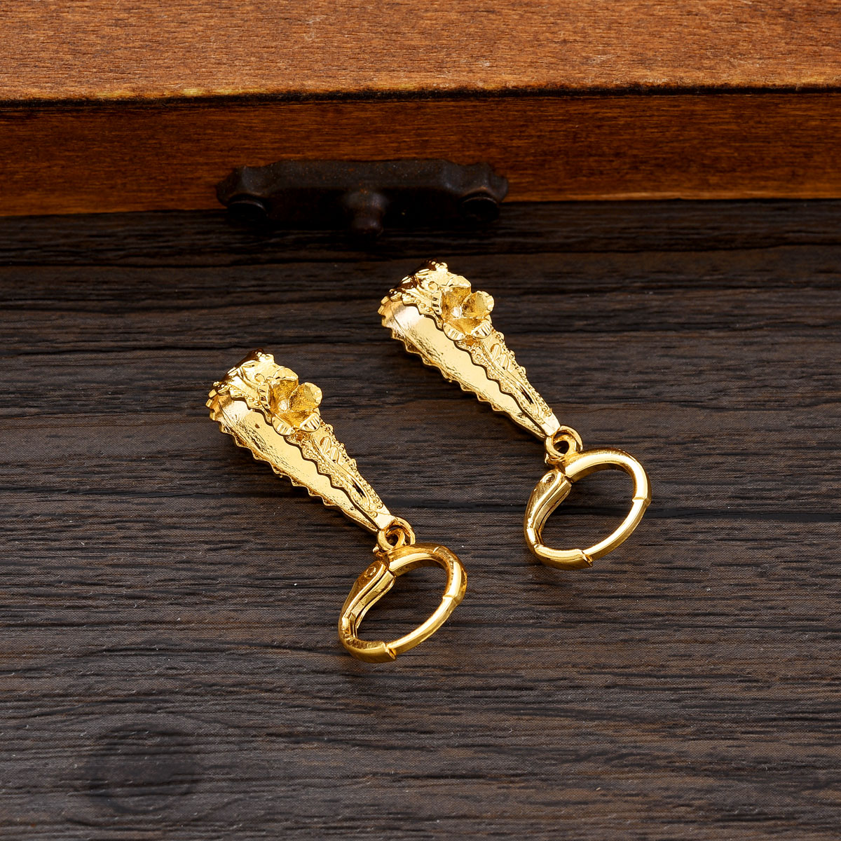 Dubai Golden Color Luxurious F - Women Fashion Png 评论和价格
